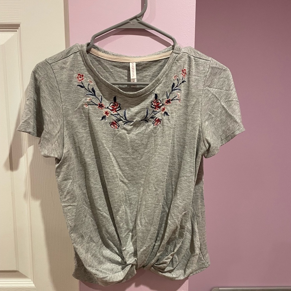 Flower Embroidered Cropped Shirt
